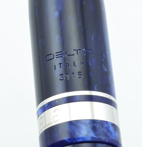 Delta Fusion 82 Fountain Pen - Blue Resin, Fine Steel Nib w 18k